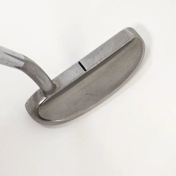 Callaway Carlsbad Series Aston Putter RH 35.5" (Small Dent on the Shaft) - Picture 3 of 15